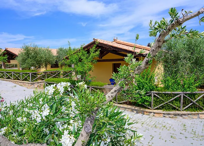 Resort Capalbio 3* كابالبيو