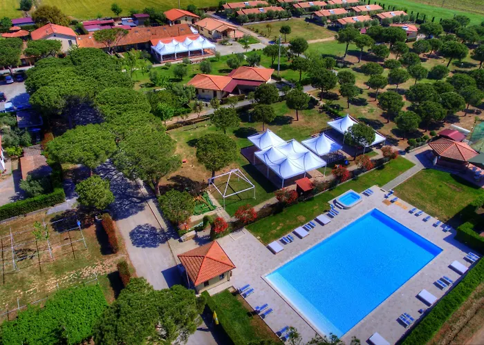 منتجع Resort Capalbio